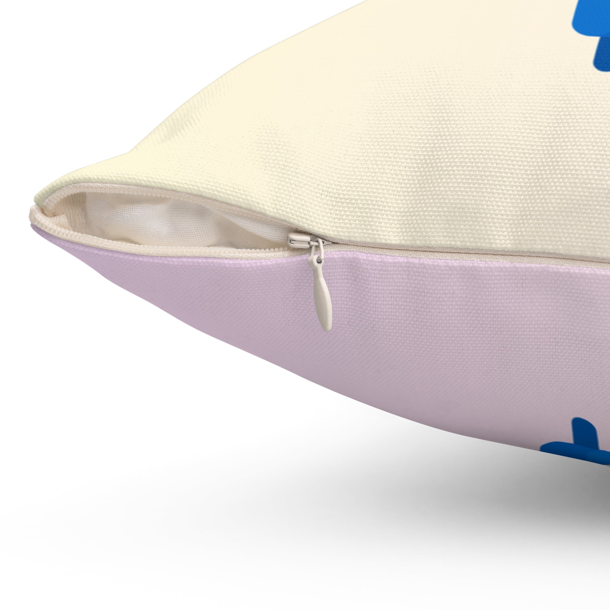 K-Pop Heart Microphone Pillow, Decorative Throw Pillow, Music Room Decor, Fan Gift, Cute Cushion for Music Lovers